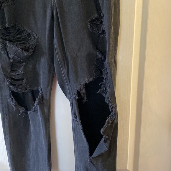 American Eagle distressed jeans - Picture 3 of 7